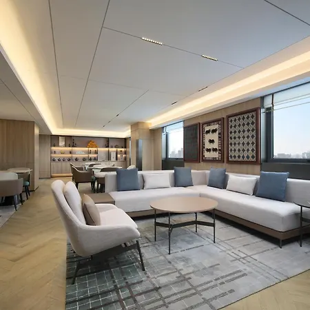 Courtyard By Marriott Shanghai Xujiahui-3